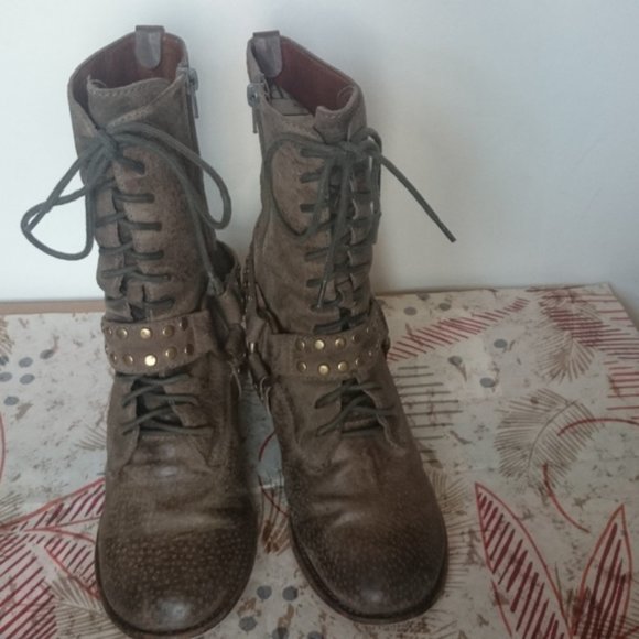 Jeffrey Campbell Taupe Mid Calf Harness Boot - 9.5 - Picture 4 of 6